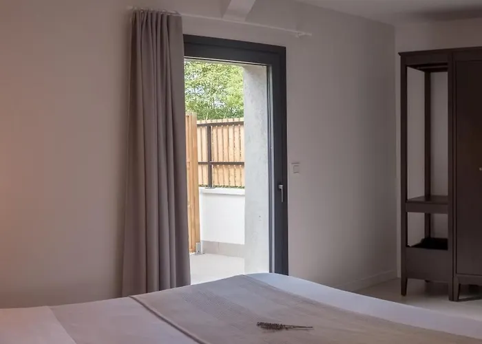 Κατάλυμα σε φάρμα Adaka